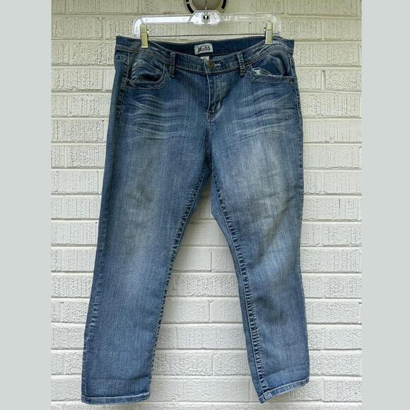 Mudd Vintage Y2K Cropped Denim Pants - Picture 1 of 3
